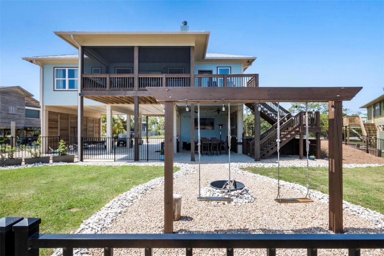 331 Land Street, Eastpoint, FL 32328 Photo