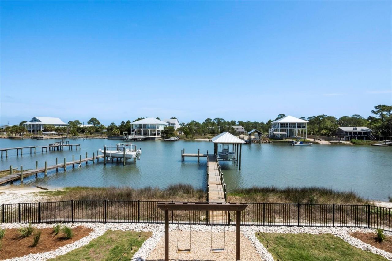 331 Land Street, Eastpoint, FL 32328 Photo