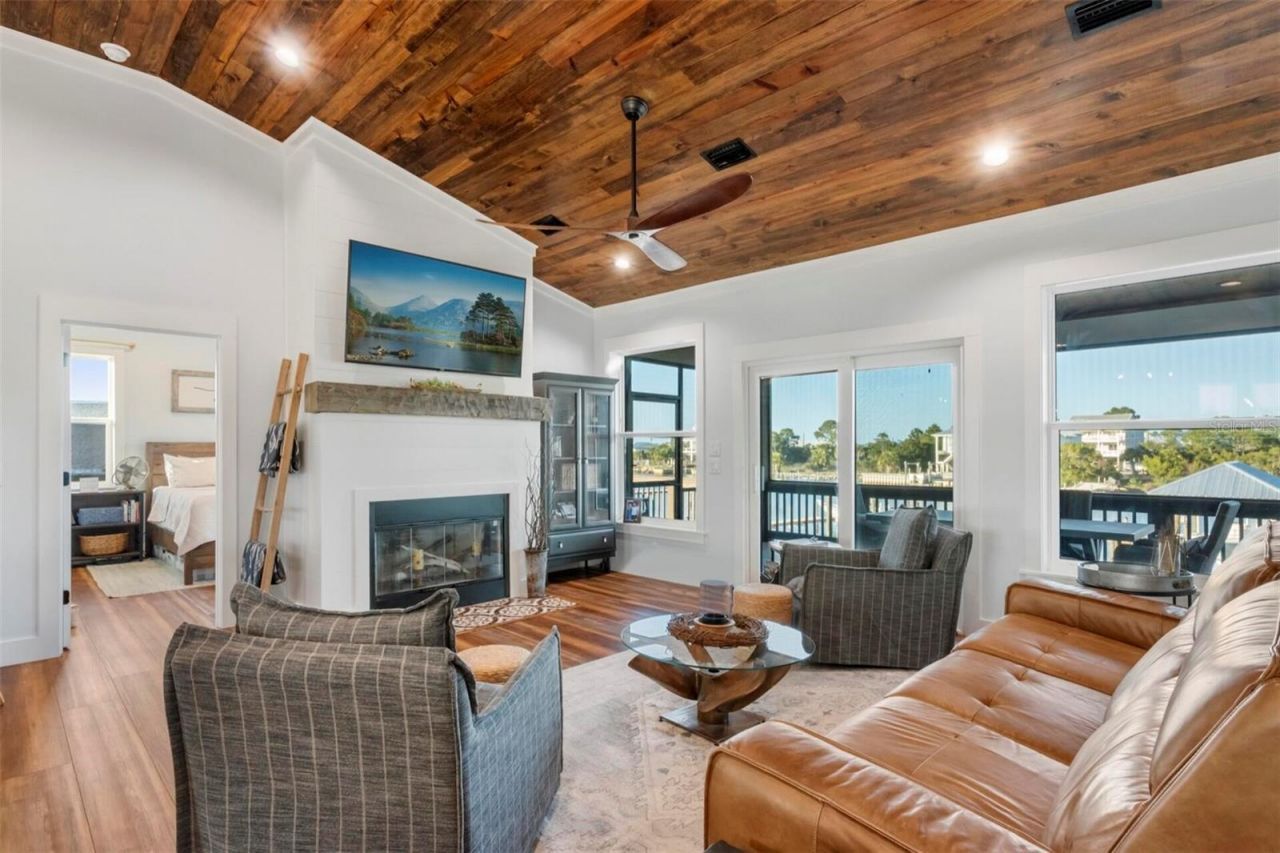 331 Land Street, Eastpoint, FL 32328 Photo