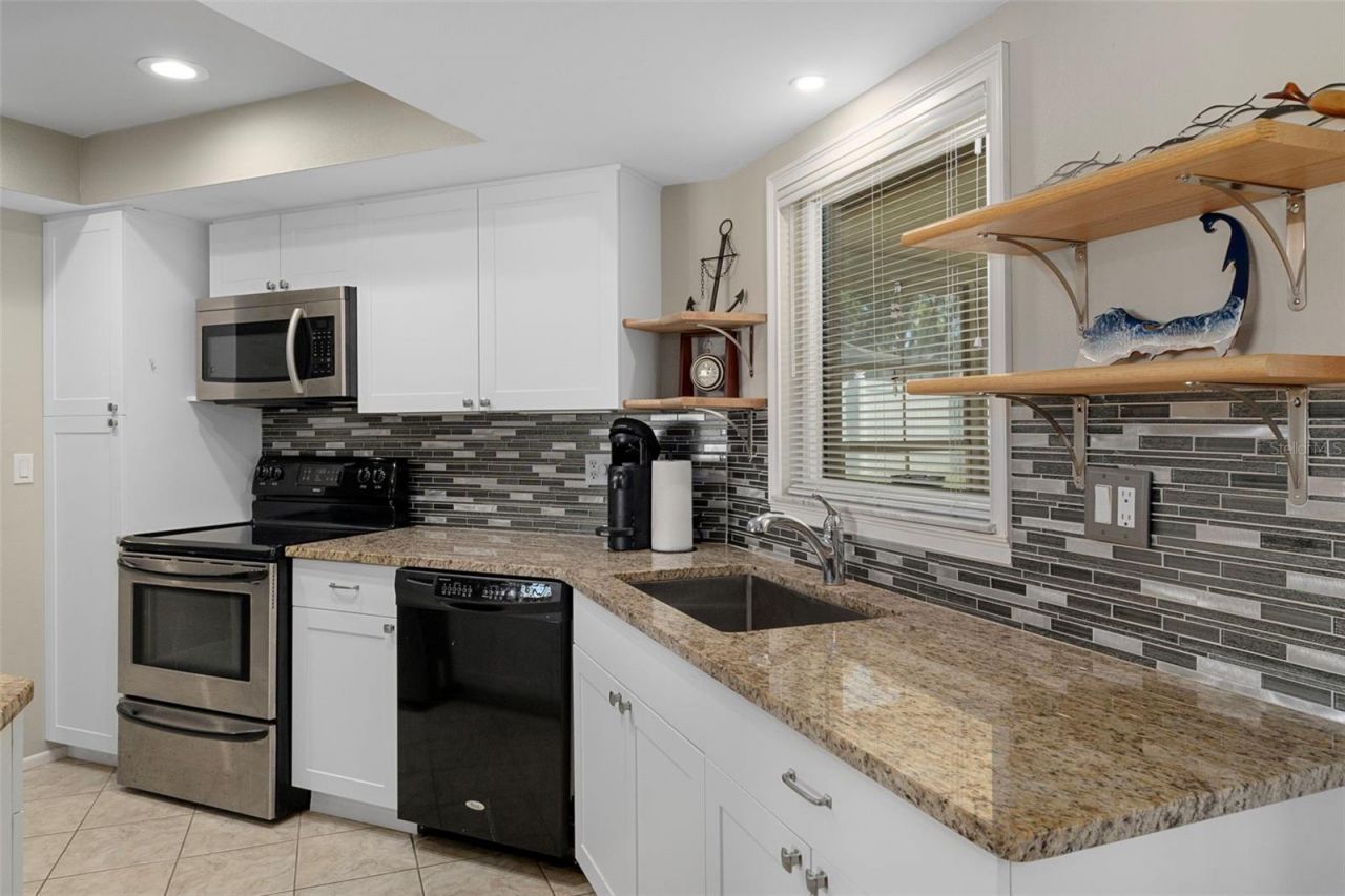 10464 Mayflower Road, Spring Hill, FL 34608 Photo