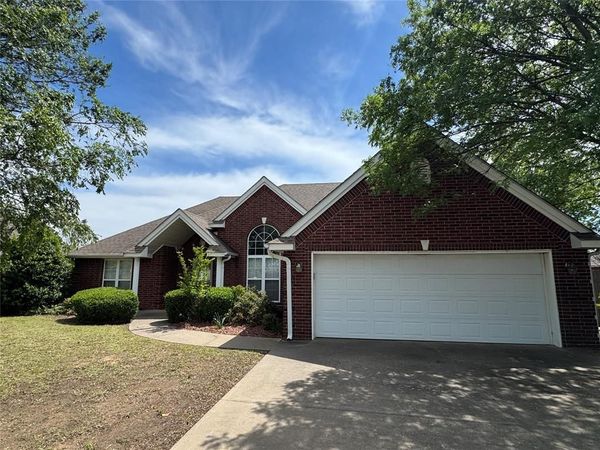 1011 Sterling Drive, Seminole, OK 74868