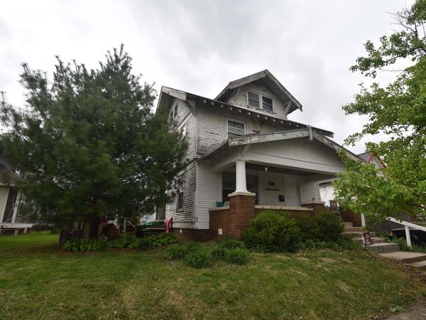 208 N East Street, Frankfort, IN 46041