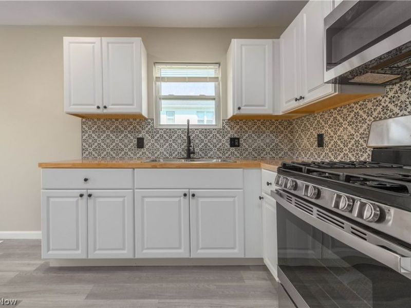 3402 E 117th Street, Cleveland, OH 44120 Photo 11