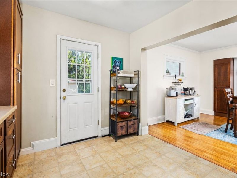 1629 Winton Avenue , Lakewood, OH 44107 Photo 10