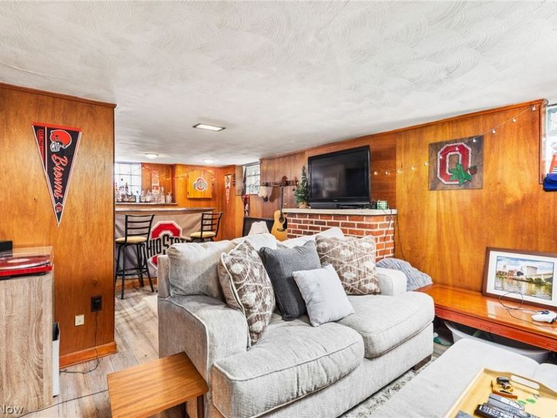 1629 Winton Avenue , Lakewood, OH 44107 Photo 18