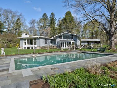 415 South , Litchfield, CT 06759