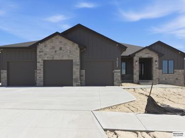 3637 S 218th Street, Elkhorn, NE 68022