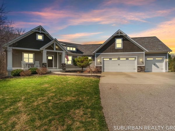 4864 Hide Away Lane, Hudsonville, MI 49426