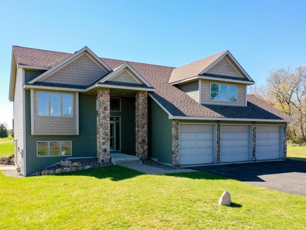 21480 Evergreen Street NW, Cedar, MN 55011