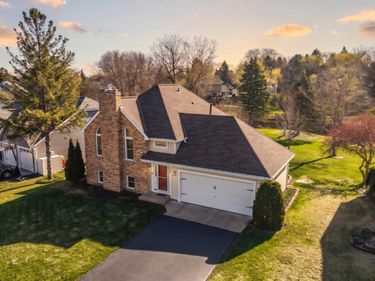 4922 Arrowood Lane N, Plymouth, MN 55442