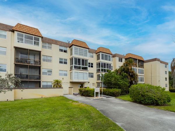 7000 NW 17th Street, Unit 419, Plantation, FL 33313