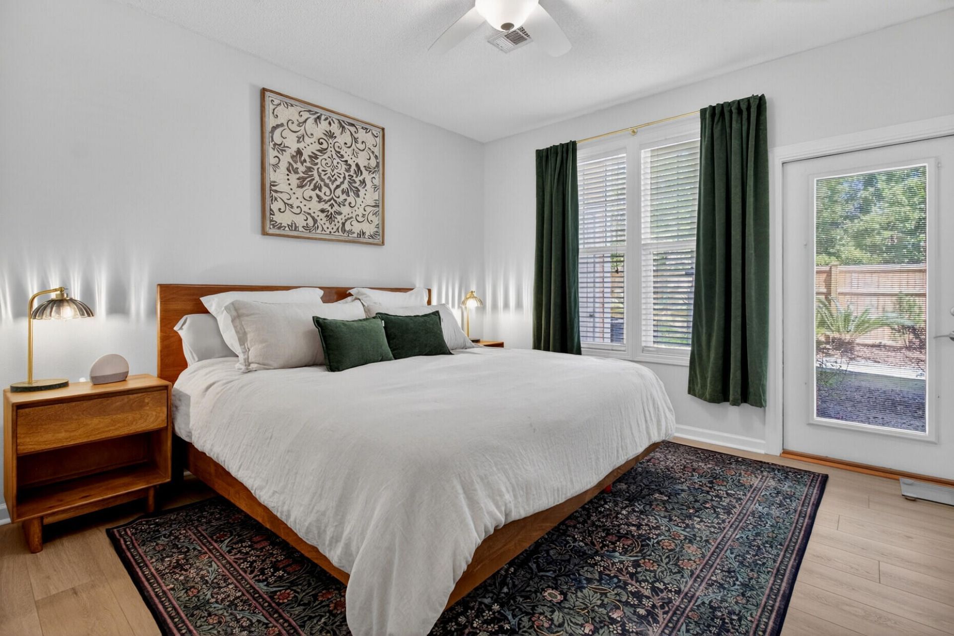 2212 Chatelain Way Photo 13