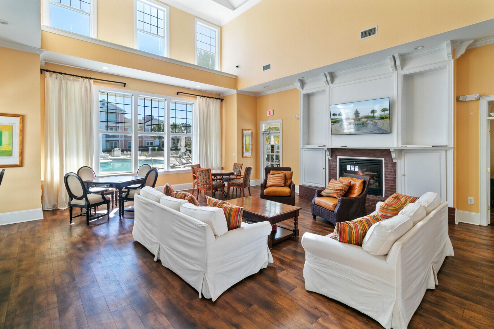 2212 Chatelain Way Photo 26