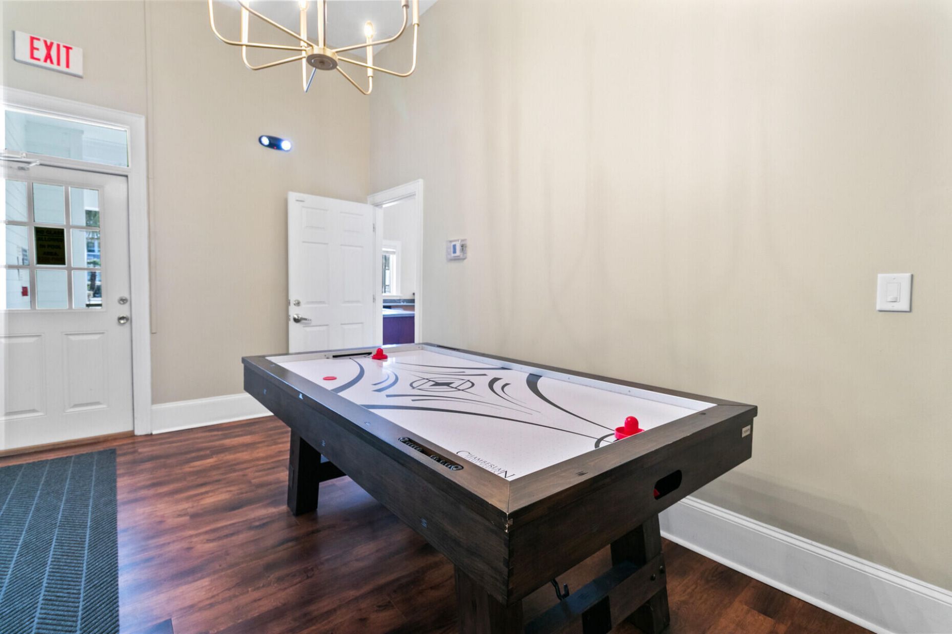 2212 Chatelain Way Photo 29