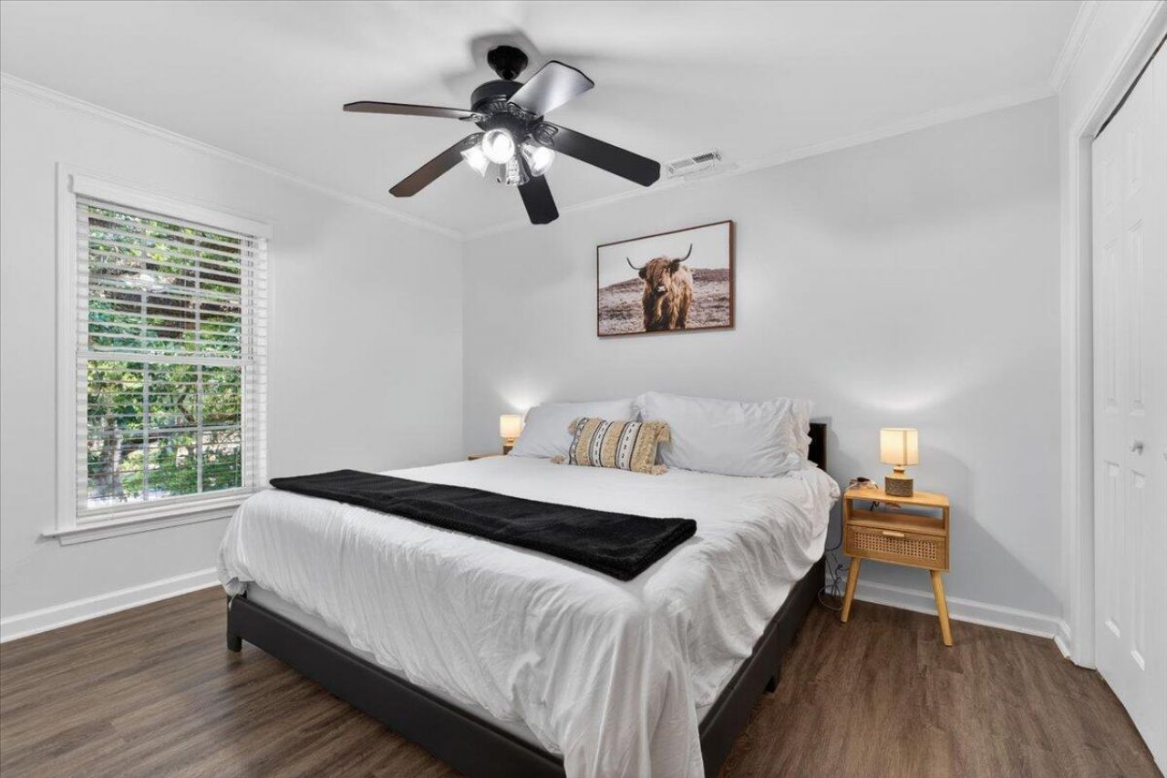 4603 Apple Street Photo 22