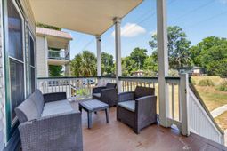 4603 Apple Street photo 4