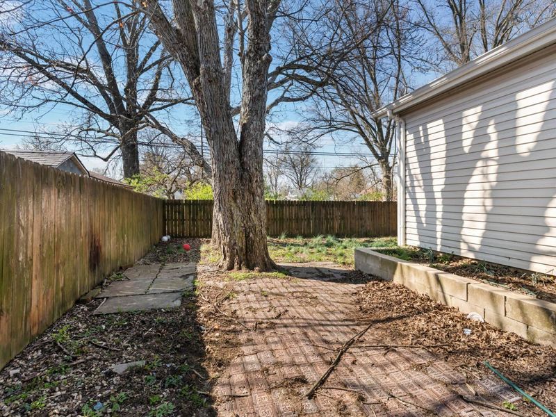 2249 Ashley Drive , Columbus, OH 43224 Photo 27