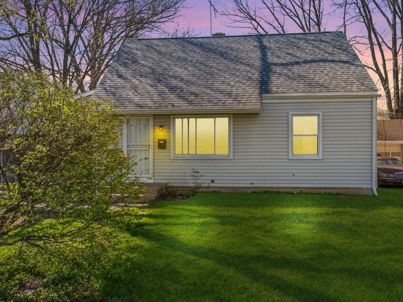 2249 Ashley Drive , Columbus, OH 43224 Photo 3