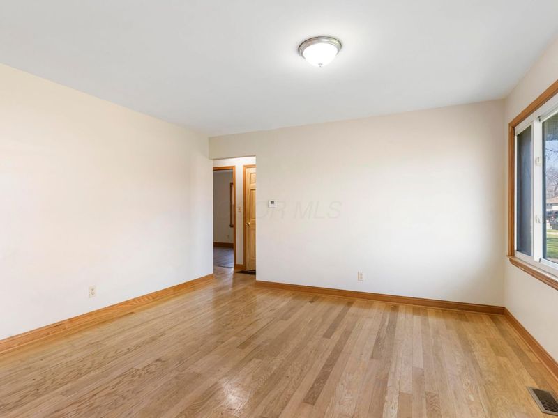 2249 Ashley Drive , Columbus, OH 43224 Photo 6