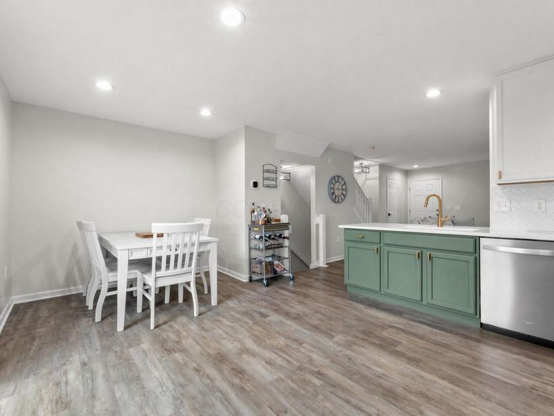 7247 Colonial Affair Drive , New Albany, OH 43054 Photo 9