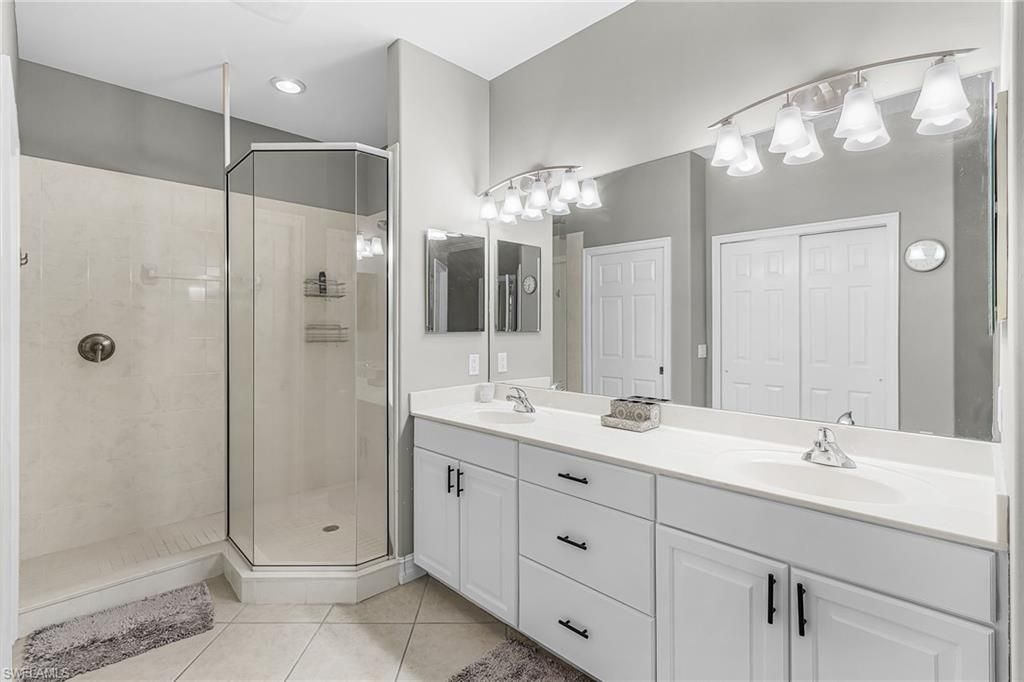 12051 Brassie Cir, Unit D202, Fort Myers, FL 33913 Photo