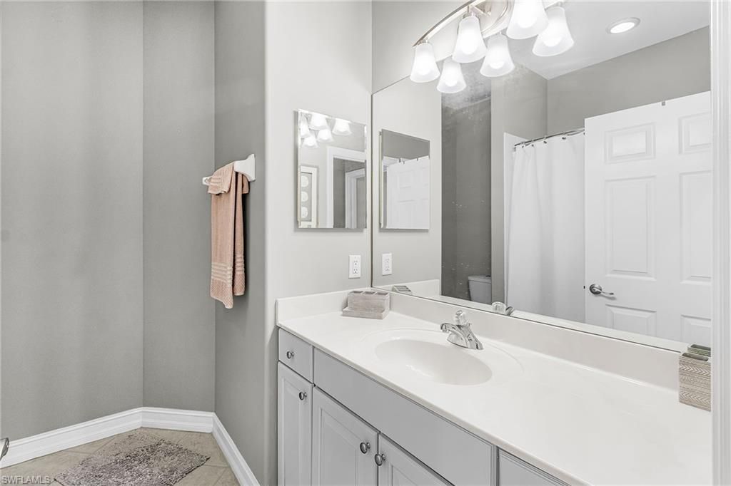 12051 Brassie Cir, Unit D202, Fort Myers, FL 33913 Photo