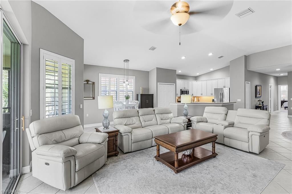 12051 Brassie Cir, Unit D202, Fort Myers, FL 33913 Photo