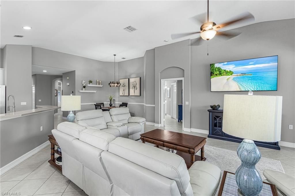 12051 Brassie Cir, Unit D202, Fort Myers, FL 33913 Photo