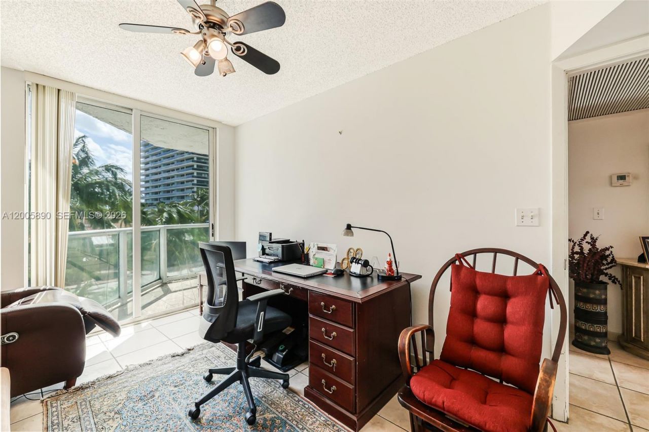 5900 Collins Ave, Unit 402, Miami Beach, FL 33140 Photo