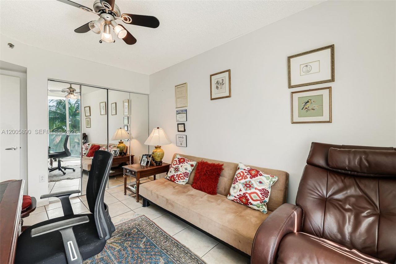 5900 Collins Ave, Unit 402, Miami Beach, FL 33140 Photo