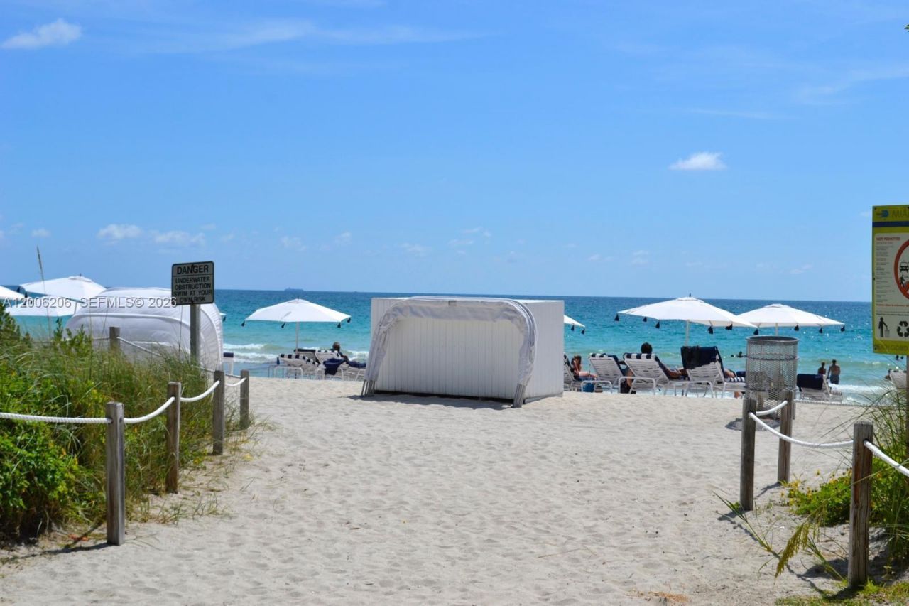 6515 Collins Ave, Unit 1505, Miami Beach, FL 33141 Photo