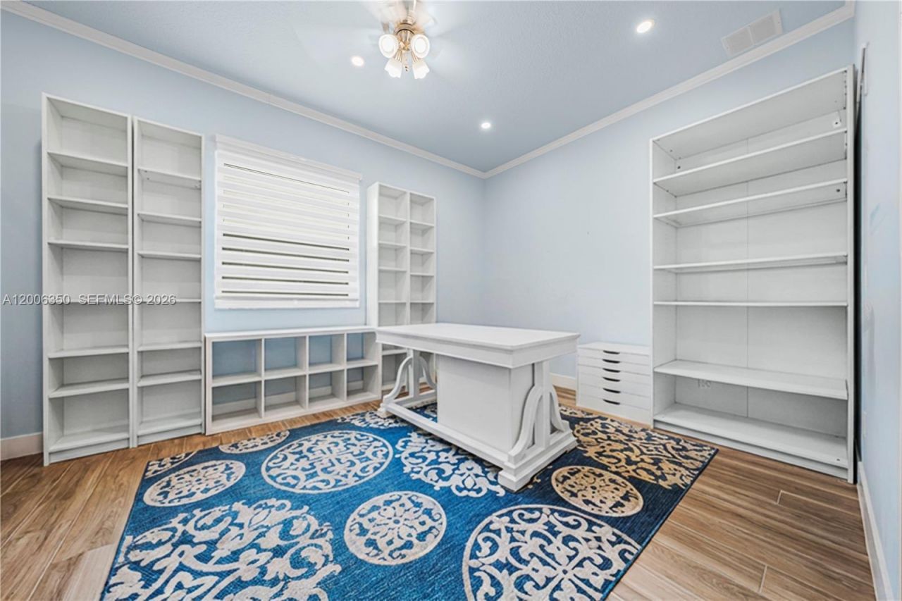 16818 SW 16th St, Pembroke Pines, FL 33027 Photo