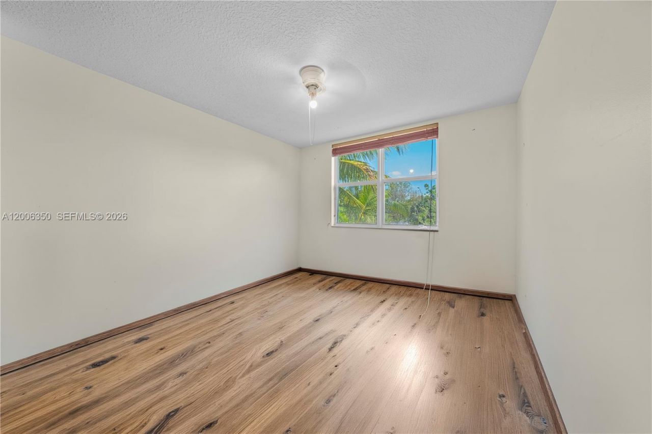 16818 SW 16th St, Pembroke Pines, FL 33027 Photo