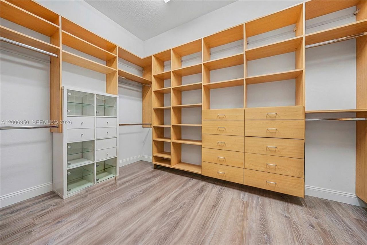 16818 SW 16th St, Pembroke Pines, FL 33027 Photo