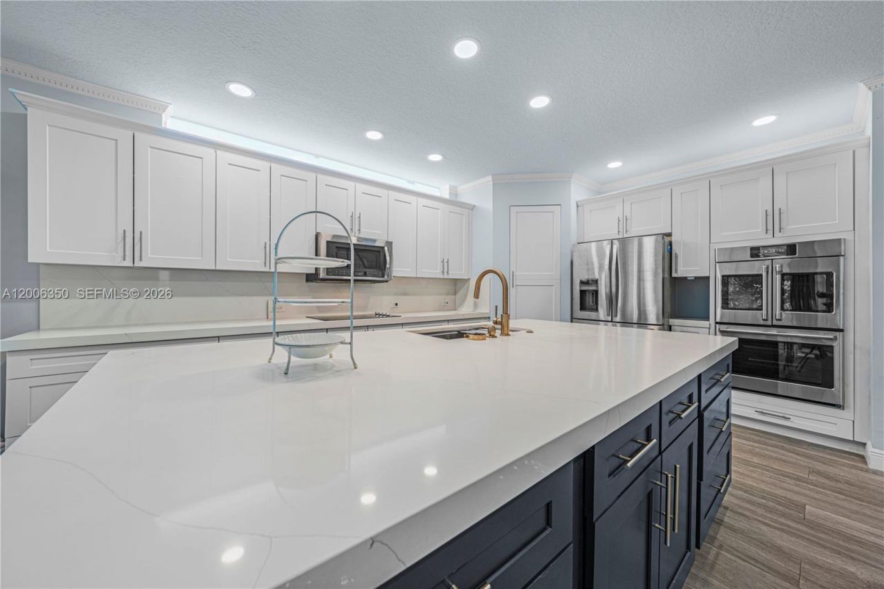 16818 SW 16th St, Pembroke Pines, FL 33027 Photo