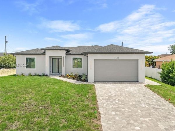 1433 NW 7th pl , Cape Coral, FL 33993