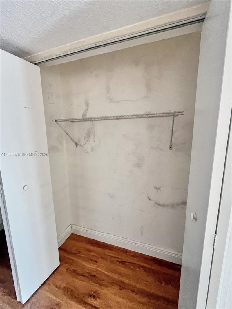 8870 Fontainebleau Blvd, Unit 409, Miami, FL 33172 Photo