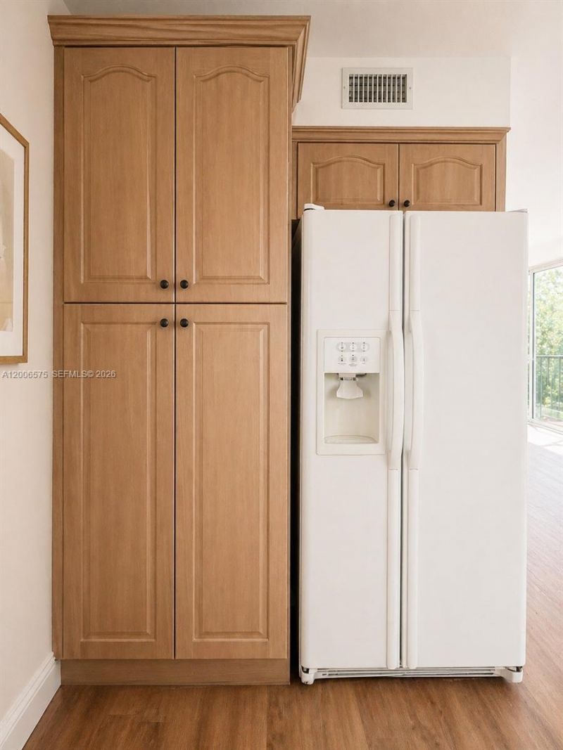 8870 Fontainebleau Blvd, Unit 409, Miami, FL 33172 Photo
