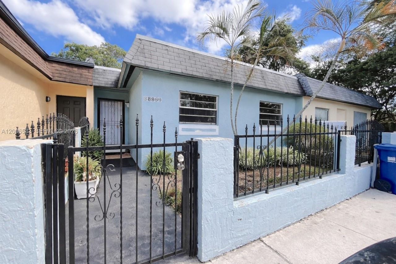 3896 NW 207 St, Unit 1, Miami Gardens, FL 33055 Photo