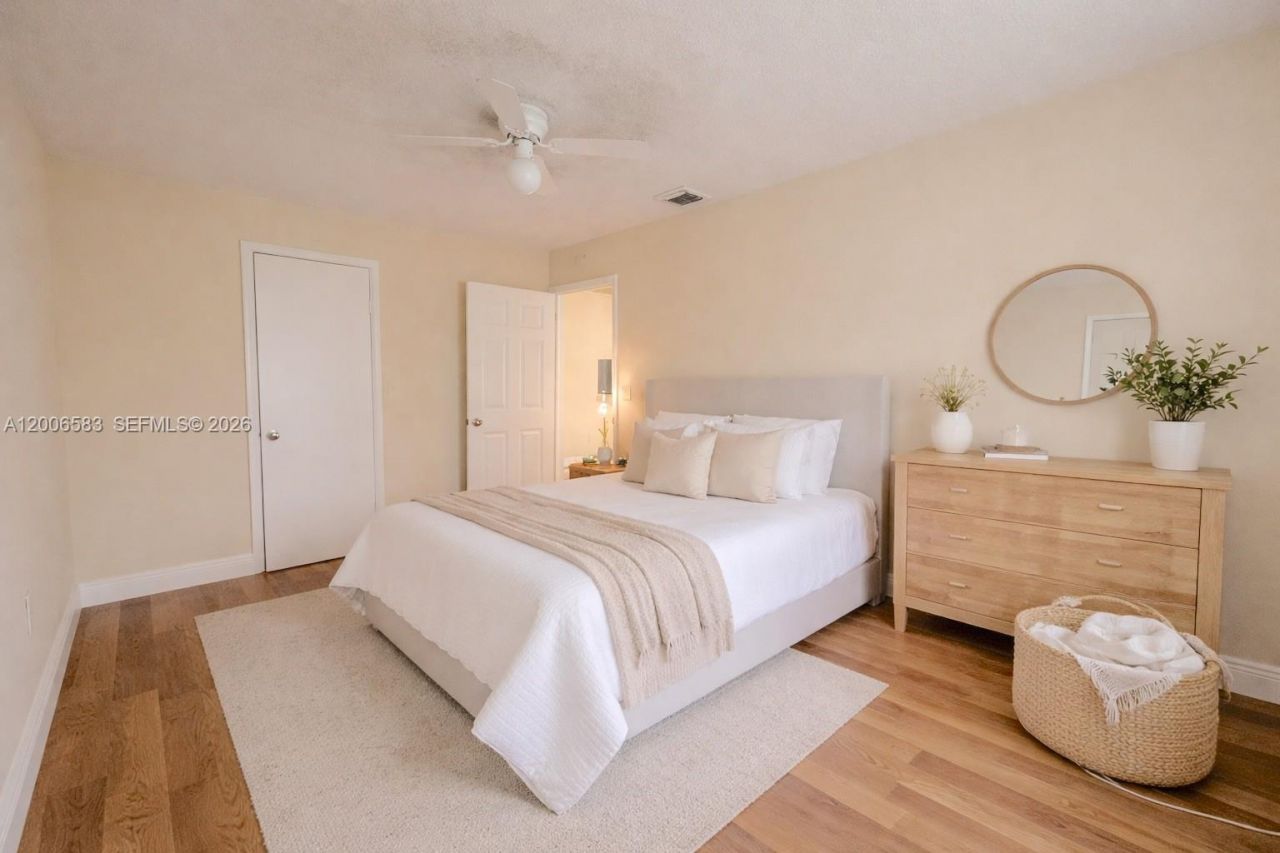 3896 NW 207 St, Unit 1, Miami Gardens, FL 33055 Photo