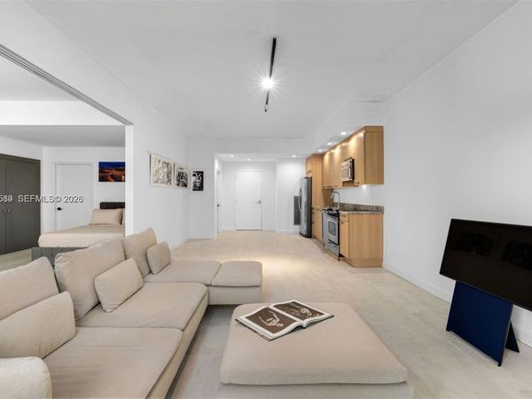 2001 Meridian Ave , Unit 327, Miami Beach, FL 33139