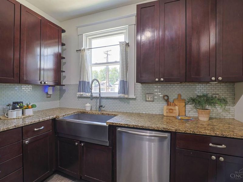 4150 Maple Drive, Cincinnati, OH 45209 Photo 10