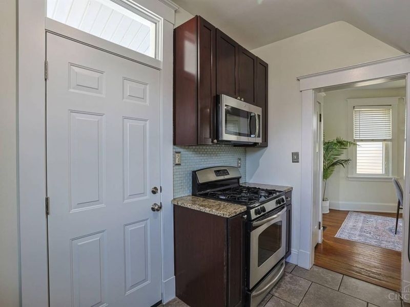 4150 Maple Drive, Cincinnati, OH 45209 Photo 12