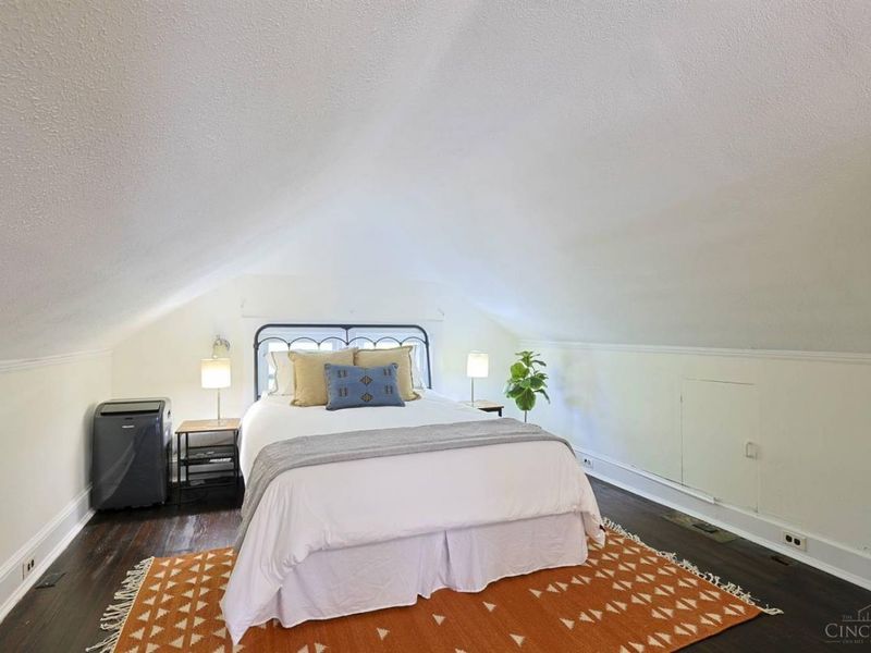 4150 Maple Drive, Cincinnati, OH 45209 Photo 13