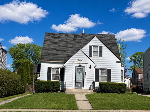 5141 N Octavia Avenue , Harwood Heights, IL 60706