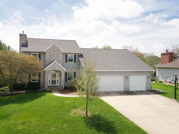 3601 Baywood Road , Bloomington, IL 61704