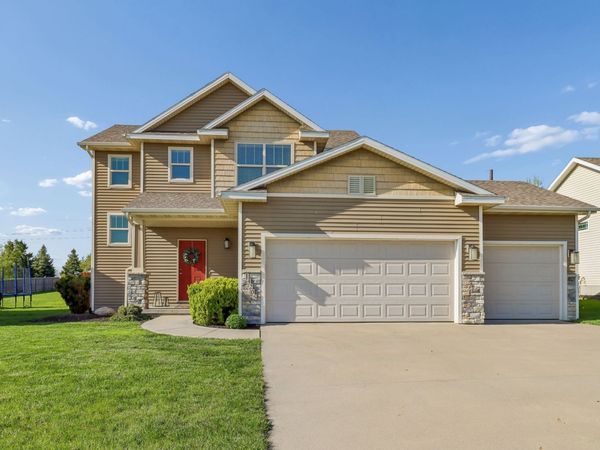 14205 Aurora Avenue , Urbandale, IA 50323