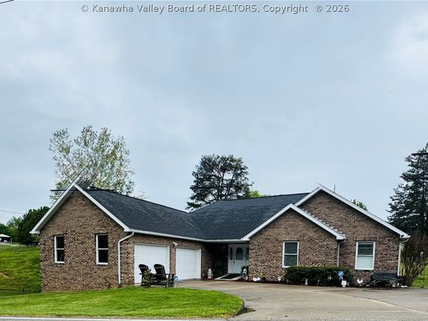 480 East Mud River Road, Milton, WV 25541