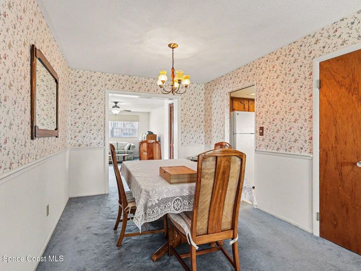 979 Kings Post Road, Rockledge, FL 32955