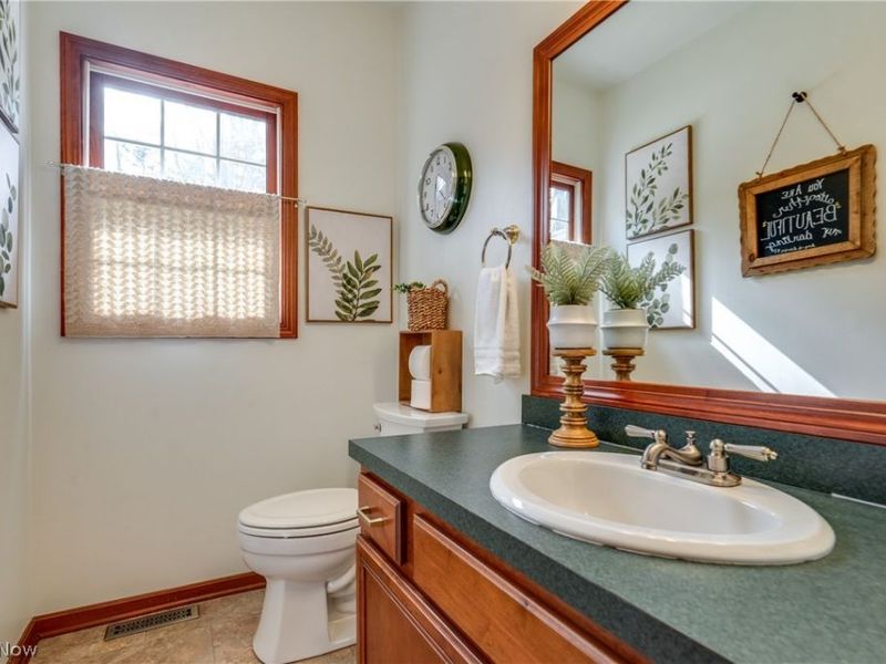 5137 Plain Center Avenue NE, Canton, OH 44714 Photo 18